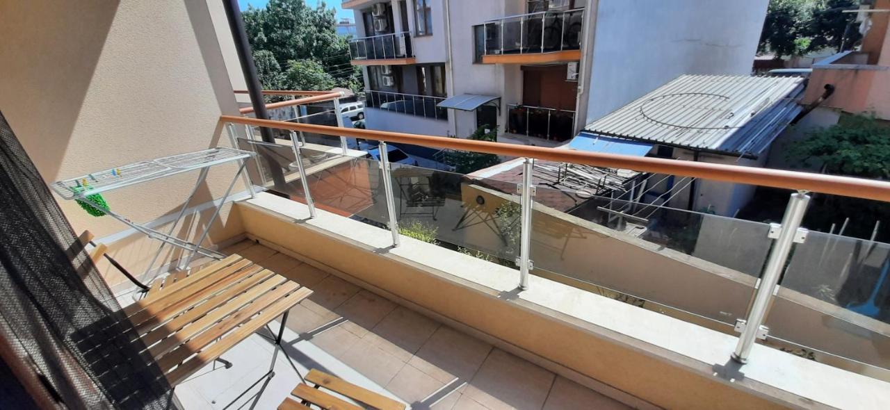 На Море В Сарафово Burgas Bagian luar foto
